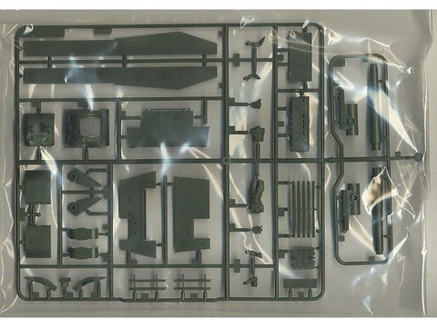 Tamiya sovietų sunki savaeigė haubica ISU-152 1/35 modelis