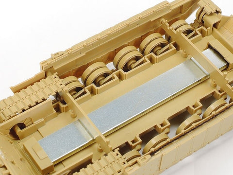 Tamiya Challenger 2 – britų pagrindinis tankas, dykumos versija 1/48