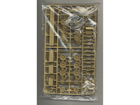 Tamiya Challenger 2 – britų pagrindinis tankas, dykumos versija 1/48