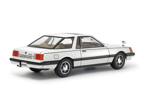 Tamiya Nissan Leopard 280X-SF-L kupė surenkamas modelis 1/24 24378