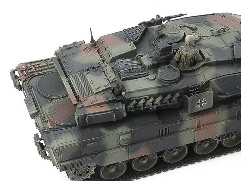Tamiya Leopard 2 A7V vokiečių kovinis tankas 1/48 surenkamas