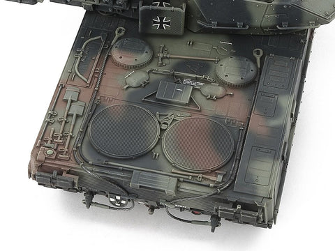 Tamiya Leopard 2 A7V vokiečių kovinis tankas 1/48 surenkamas