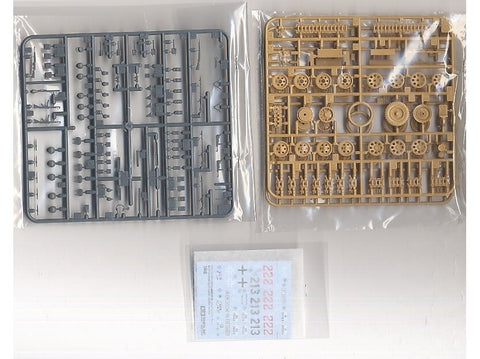 Tamiya Sd.Kfz. 251/1 Ausf.D šarvuotis 1/48 plastikinis rinkinys 32564