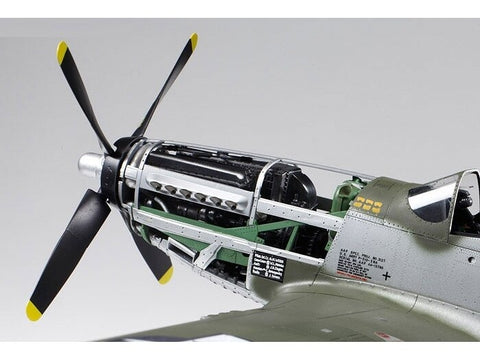 Tamiya North American P-51D Mustang 1/32 plastikinis lėktuvo modelis