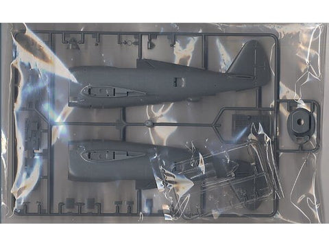Tamiya P-47D Thunderbolt Razorback 1/48 plastikinis lėktuvo modelis