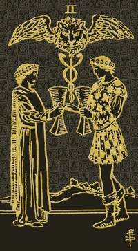 tarot korta Mylėtojai su juodu fonu ir aukso ornamentine iliustracija, kolekcijos dekoratyvinis variantas