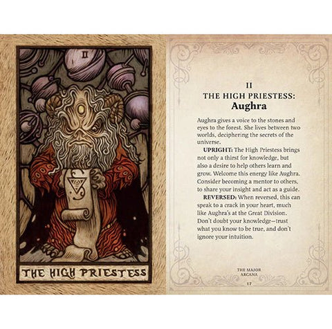 tarot korta Aukščiausioji Kunigė su detalia iliustracija kairėje ir paaiškinimu dešinėje, dvipusis leidimas