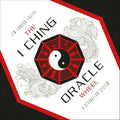 I Ching orakulo ratas — raudonas ir juodas diskas su jin‑jang simboliu, pilkais drakono ir fenikso ornamentais, kampinis galerijos variantas