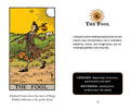 Tarot korta The Fool su geltonu fonu ir iliustracija kairėje, aiškinamasis tekstas ir reikšmės dešinėje