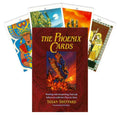Fenikso kortos tarot rinkinys su raudonu dėklu ir keliomis ryškiomis iliustruotomis kortomis fone rodomas priekinis viršelis