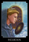 Tarot korta Intuition su profiline figūra, sidabriniu ankh pakabuku, žvaigždėtu apvaliu veidrodžiu-portalu ir skaičiumi 2