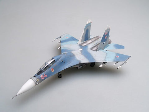 Trumpeter Su-27UB Flanker C 1/72 surenkamas lėktuvo modelis