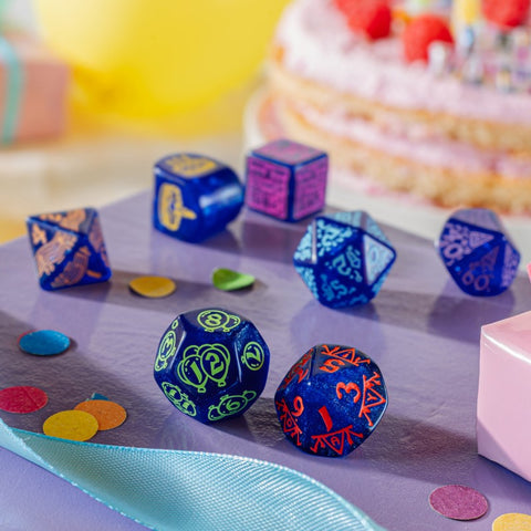Gimtadienio RPG kauliukų rinkinys „Streamers“ – žvilganti mėlyna, 7 vnt