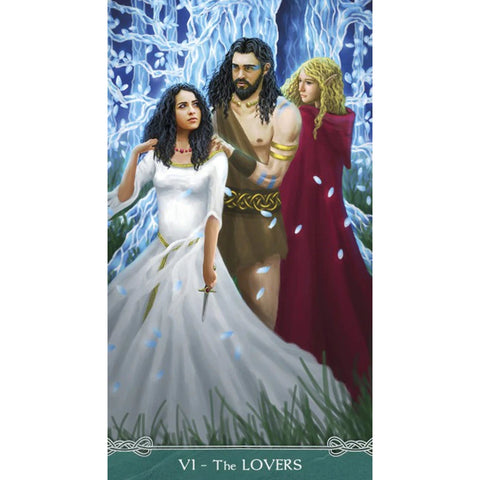 tarot korta Įsimylėjėliai: moteris baltai su durklu, barzdotas vyras su auksinėm apyrankėm ir moteris raudonam apsiauste prie švytinčio medžio