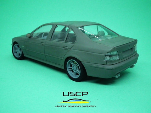 USCP BMW M5 E39 1/24 plastikinis surinkimo rinkinys