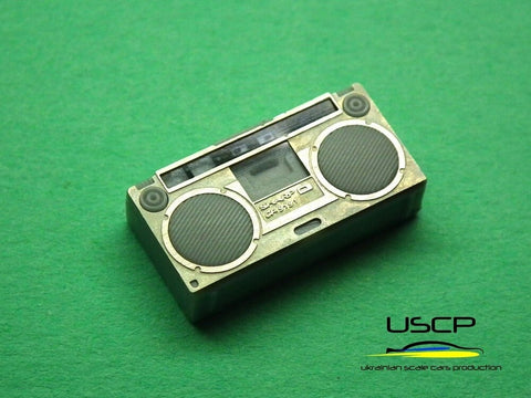 USCP Sharp GF-9191 boombox 1:24 – detalus surinkimo rinkinys