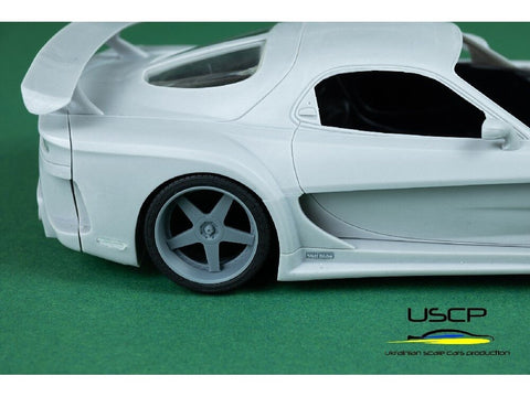USCP Mazda RX-7 Veilside Fortune transkitas 1/24 (Tamiya), Greiti ir įsiutę