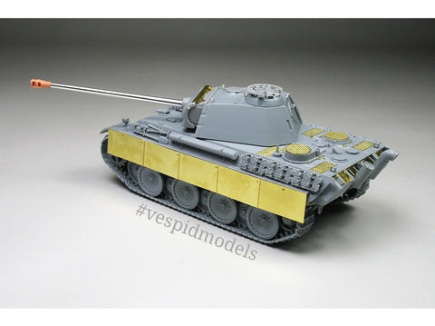 Vespid Models Pz.Kpfw. V Panther Ausf. G (vėlyva) tanko modelis 1/72