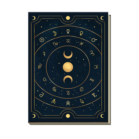Tarot kortos su tamsiai mėlynu viršeliu ir auksinėmis zodiako ženklais bei triguba mėnulio kompozicija