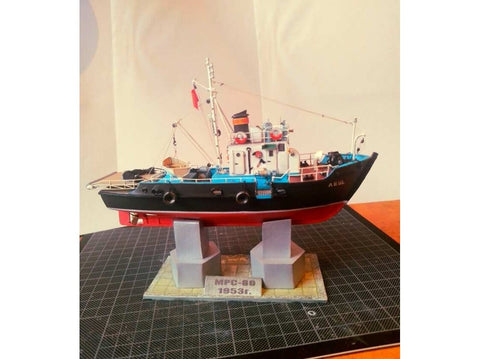 WMC JŽS-80 jūrų žvejybos seineris – popierinis modelis 1:100