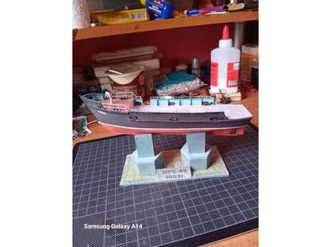 WMC JŽS-80 jūrų žvejybos seineris – popierinis modelis 1:100