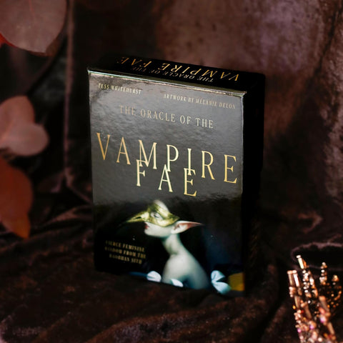 Vampyrų fėjų orakulo kortos „The Oracle of the Vampire Fae“ (52 kortos)