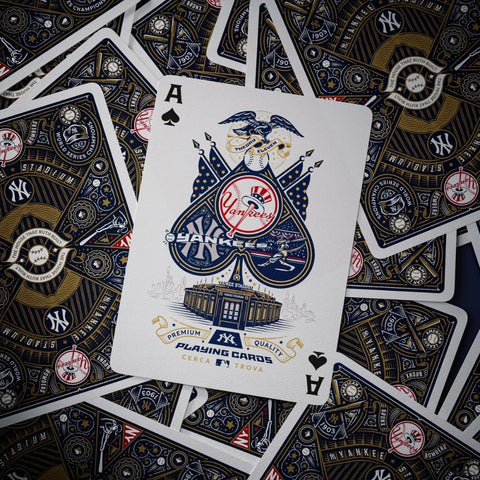 New York Yankees premium žaidimo kortos su aukso folija – dovana gerbėjui