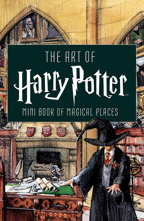 Knyga The Art of Harry Potter su tamsiai žalia etikete, priekinis viršelis iliustruoja Hogvartso kabinetą ir mokinį su Rūšiavimo skrybėle