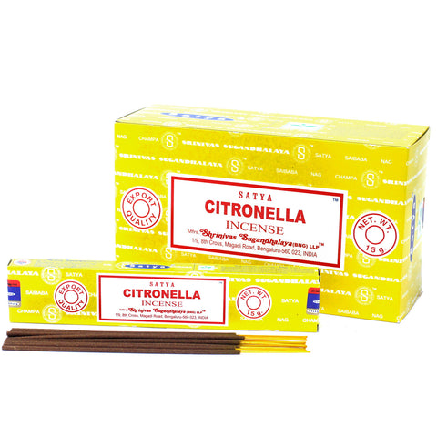 Citronella smilkalai Satya, geltona pakuotė ir atidaryta dėžutė su išleistomis rudiomis lazdelėmis, 15 g variantas